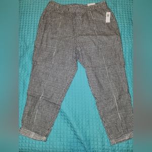 Women's Old Navy Striped High Rise Straight Taper Crop Pants